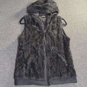 The North Face Furlander Hooded Full Zip Vest Size Medium in Fuzzy Rabbit Gray